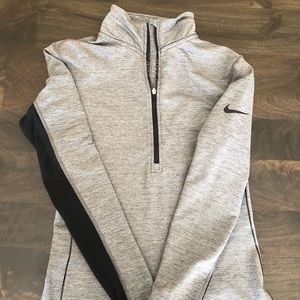 NIKE Pro Warm Women’s Longsleeve